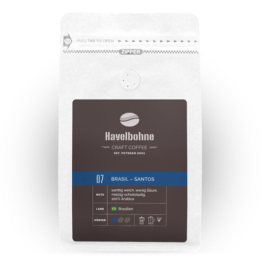 Kaffeetüte mit Brasil Santos Kaffee frisch geröstet in Potsdam