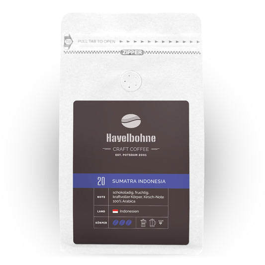 Kaffeetüte mit Sumatra Indonesia Kaffee frisch geröstet in Potsdam